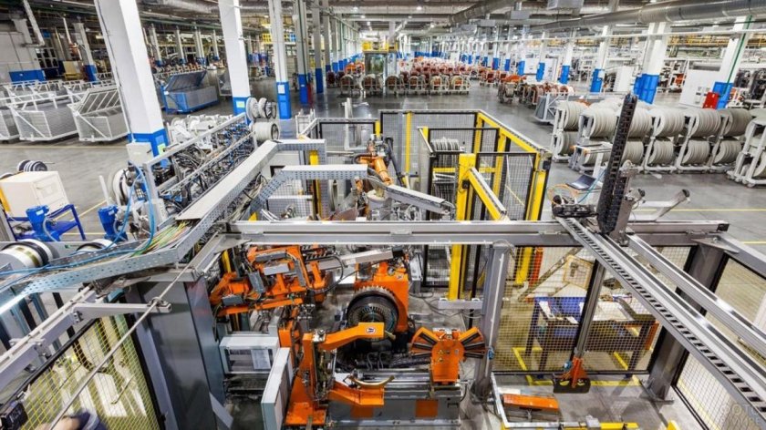 Завод в Ярославле ЯШЗ