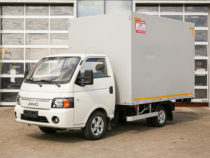 Бортовой автомобиль JAC n35