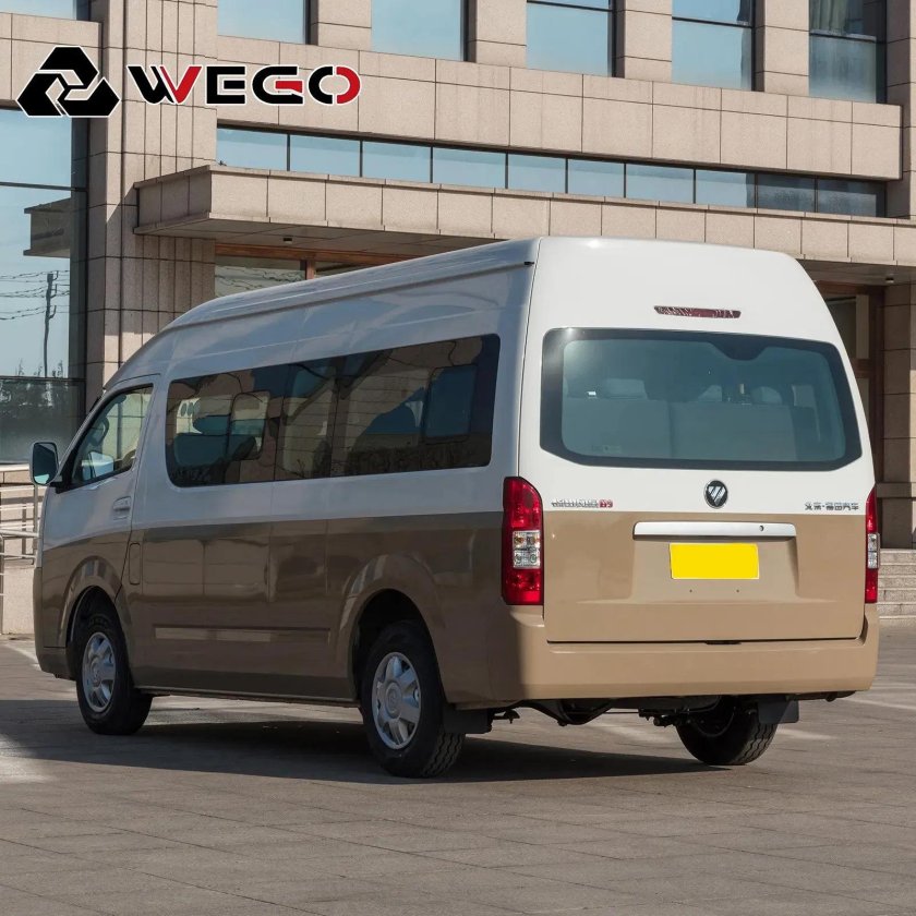 Тойота Hiace 2023