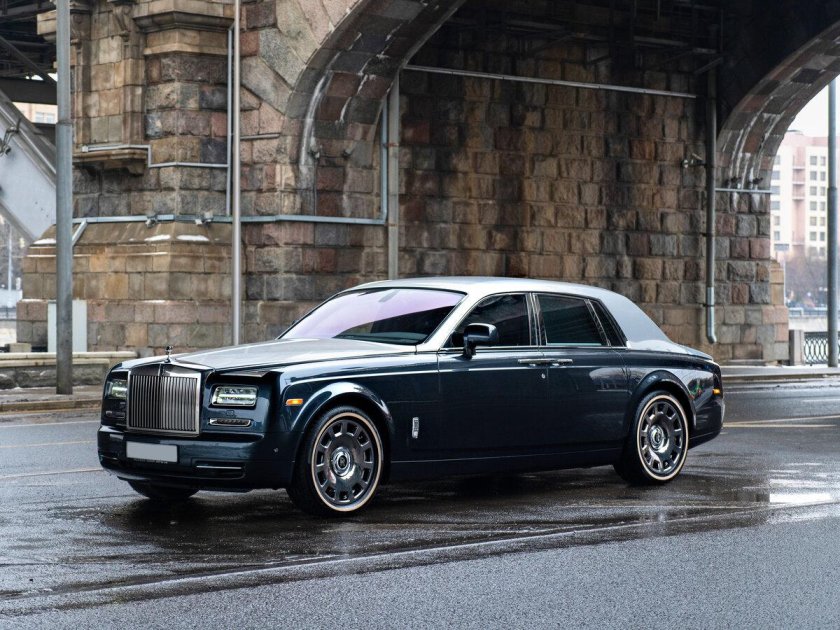 Rolls Royce Phantom Coupe 2020