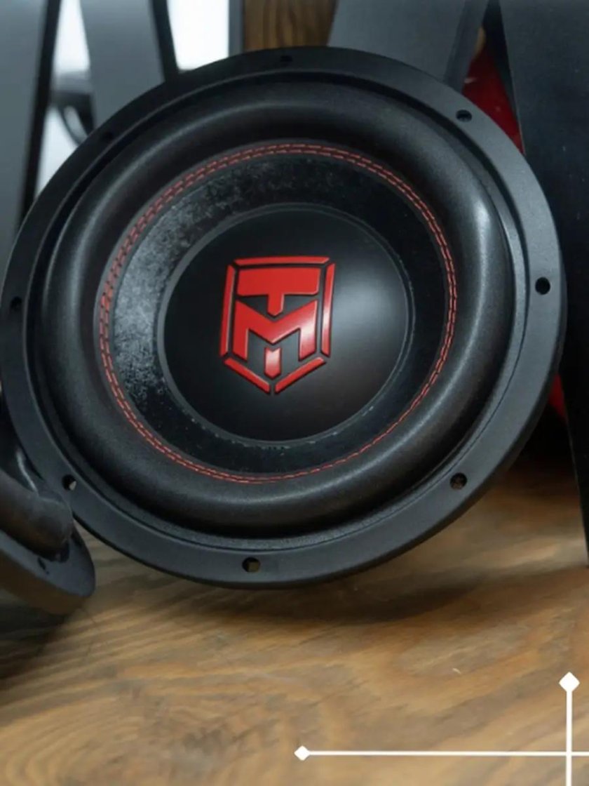 Сабвуфер Урал молот 15
