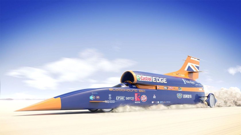 Машина Bloodhound SSC