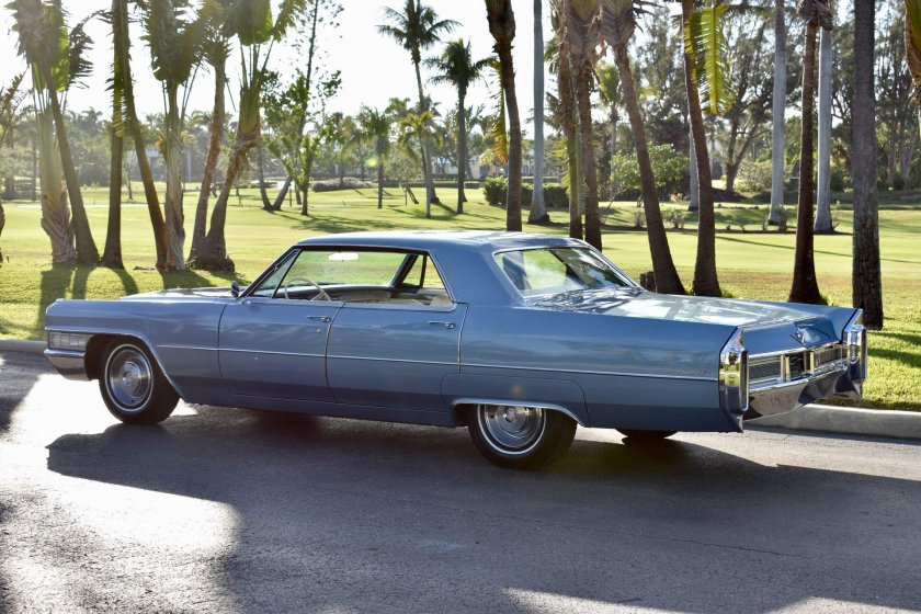 Cadillac Deville 1965 седан