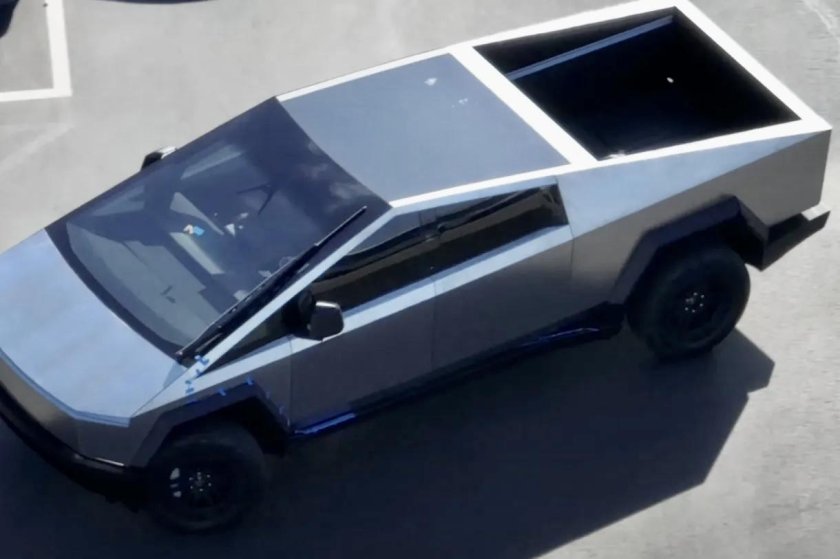 Tesla CYBERTRUCK 2022