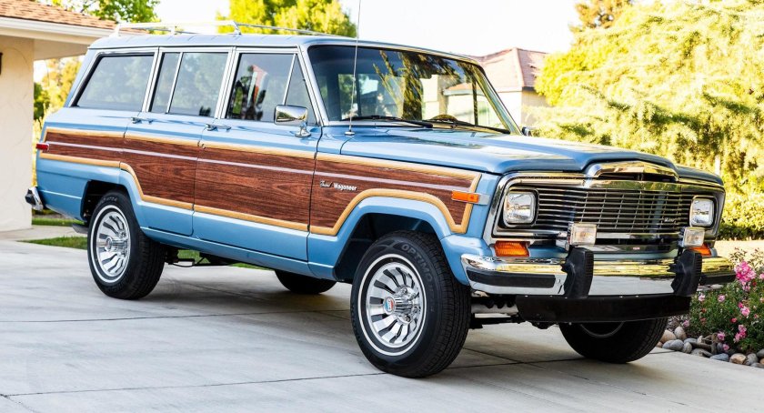 Jeep Grand Wagoneer 2001