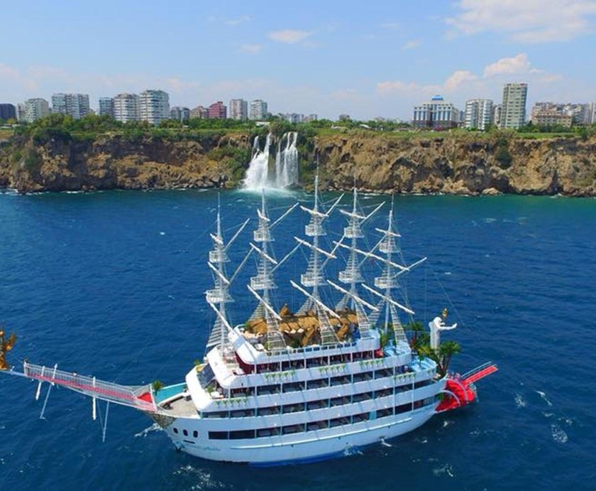 Harem Maldiv яхта