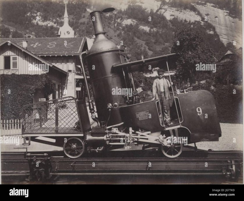 Паровоз с вертикальным котлом