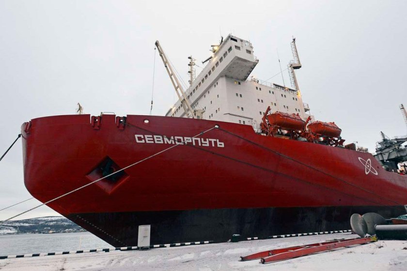 Атомный лихтеровоз-контейнеровоз Севморпуть