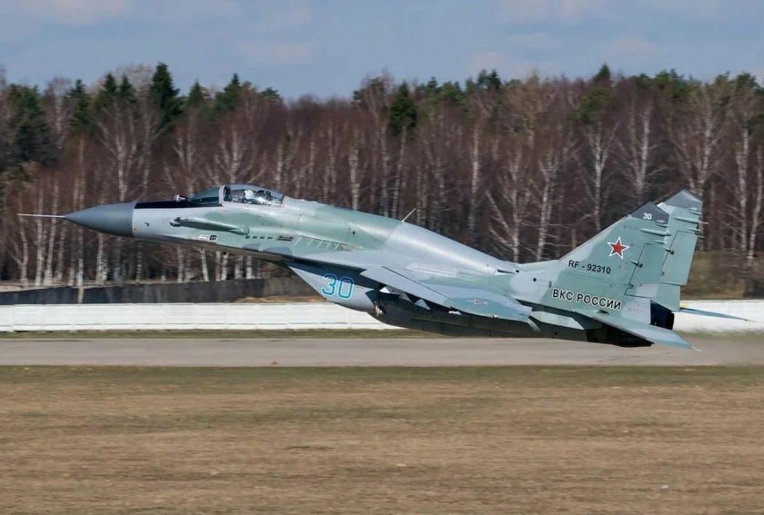 Истребитель миг-29смт