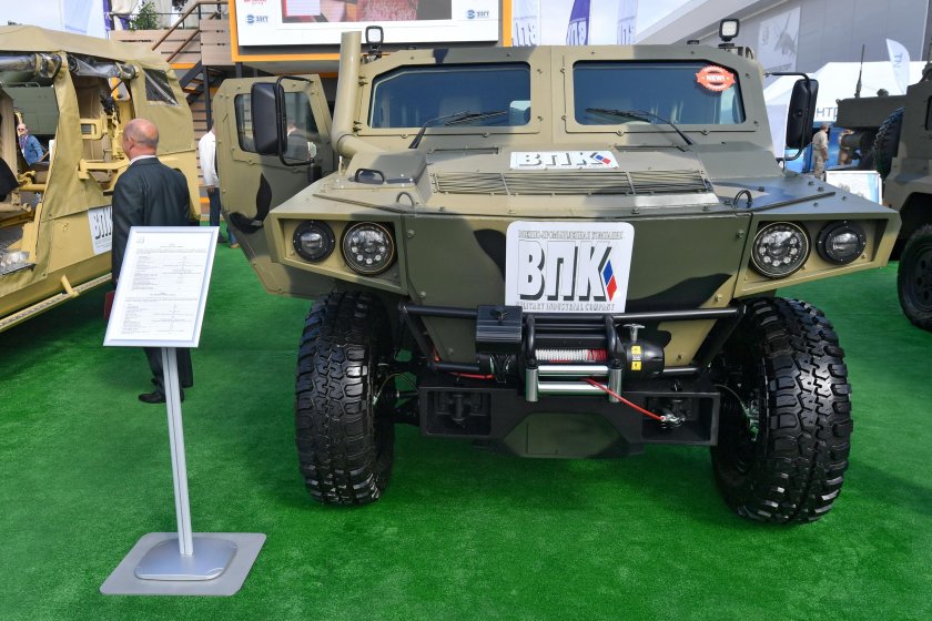 Броневик амфибия стрела