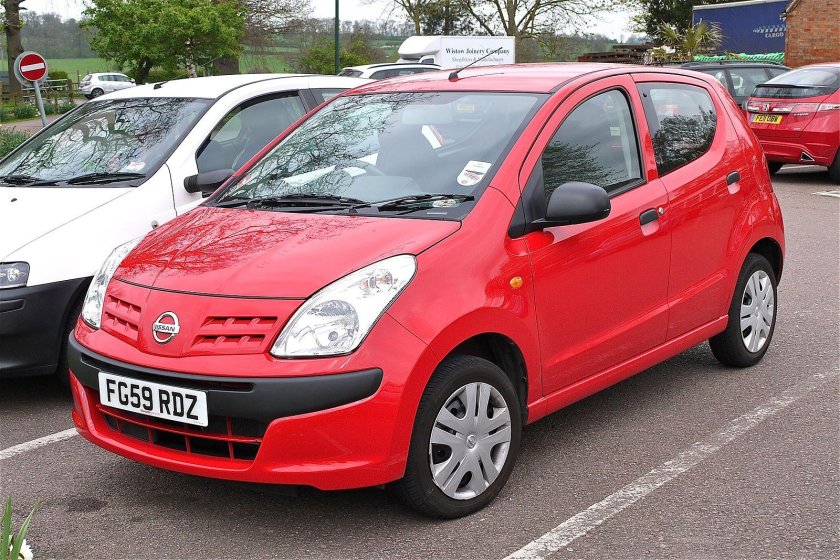 Ниссан Пиксо 2009