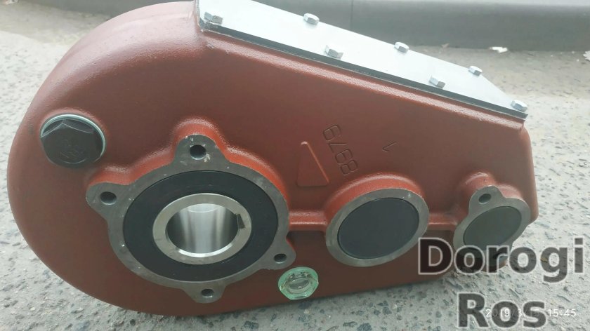 Редуктор привода транспортера ( RT 500) ПМФ-18