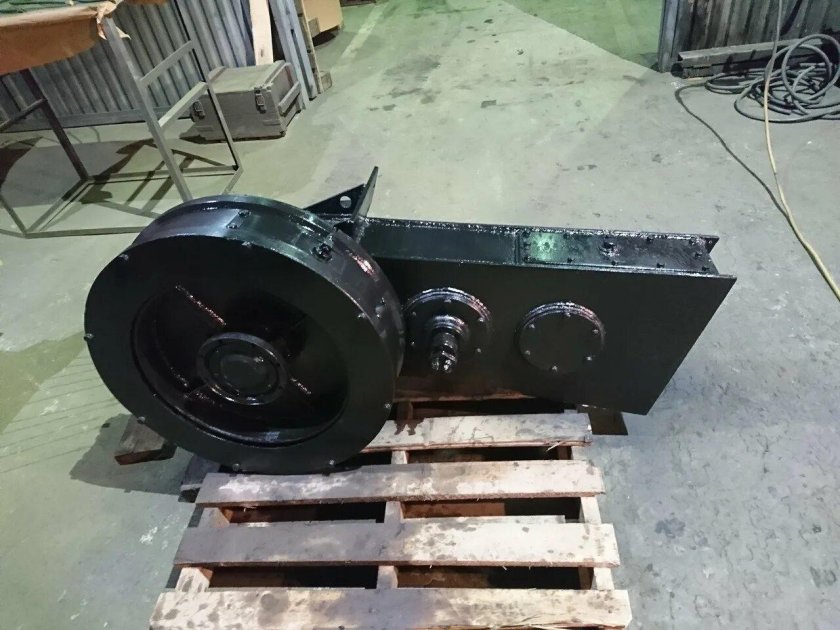 Дэ-226.70.00.000 редуктор промежуточный