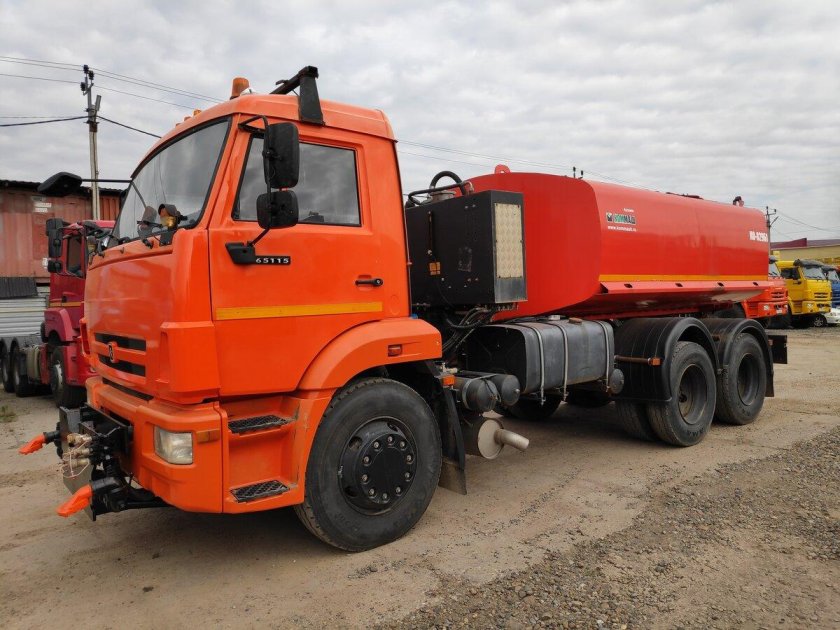 Ко-829б1 на шасси КАМАЗ 65115