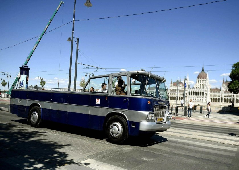 Икарус 620 кабриолет