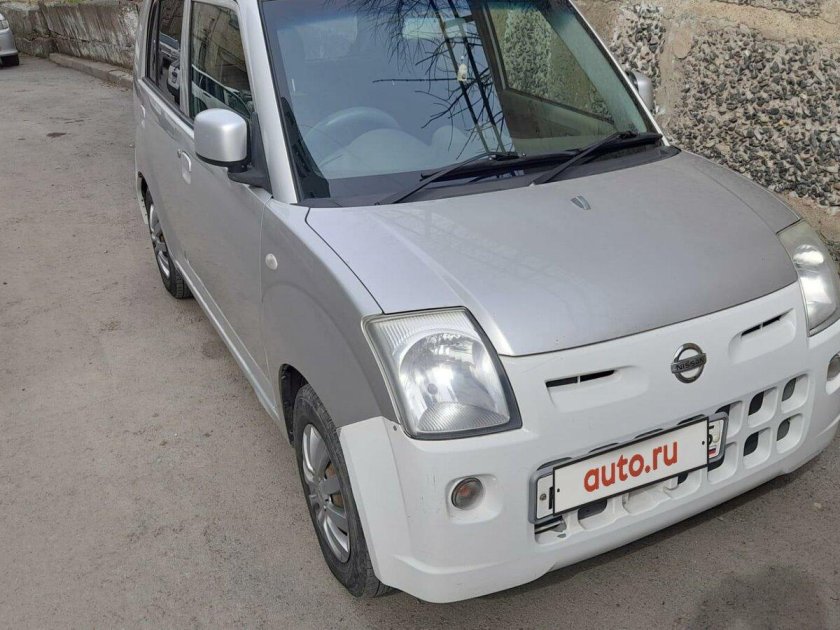 Ниссан Пино 2009