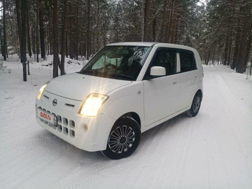 Ниссан Пино 2009