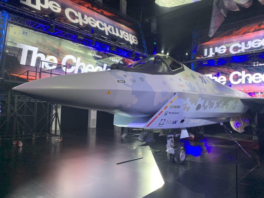 Самолет Шах и мат новый военный фото