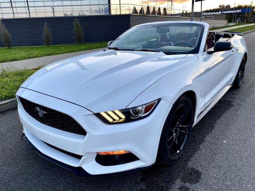Форд Мустанг 2017 кабриолет
