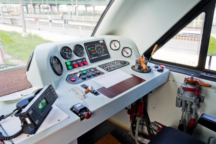 Тепловоз ту 10 кабина