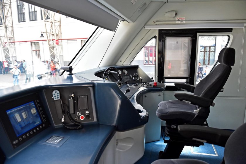 Эп2д кабина