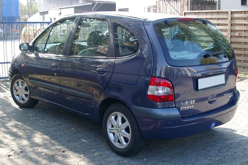 Рено Сценик 1 Рестайлинг