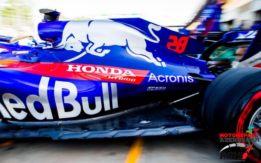 Red bull Honda