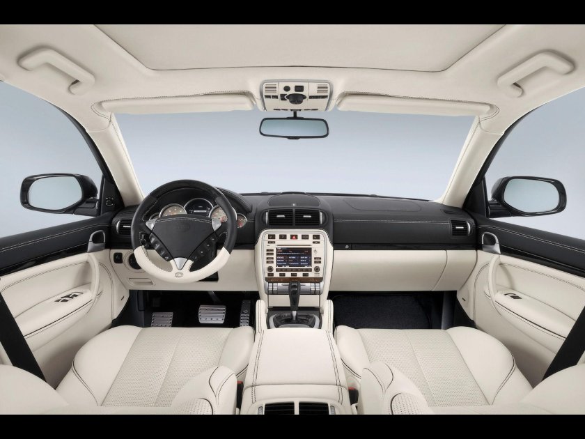 Porsche Cayenne 2010 Interior