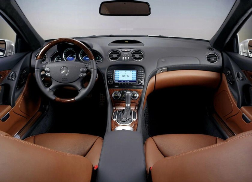 Mercedes-Benz r230 салон