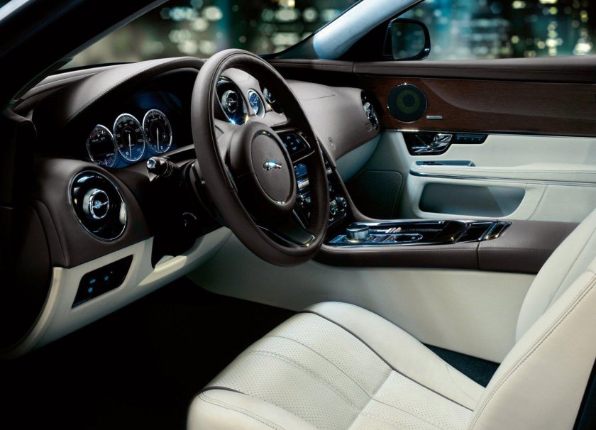 Jaguar XJ x351 салон
