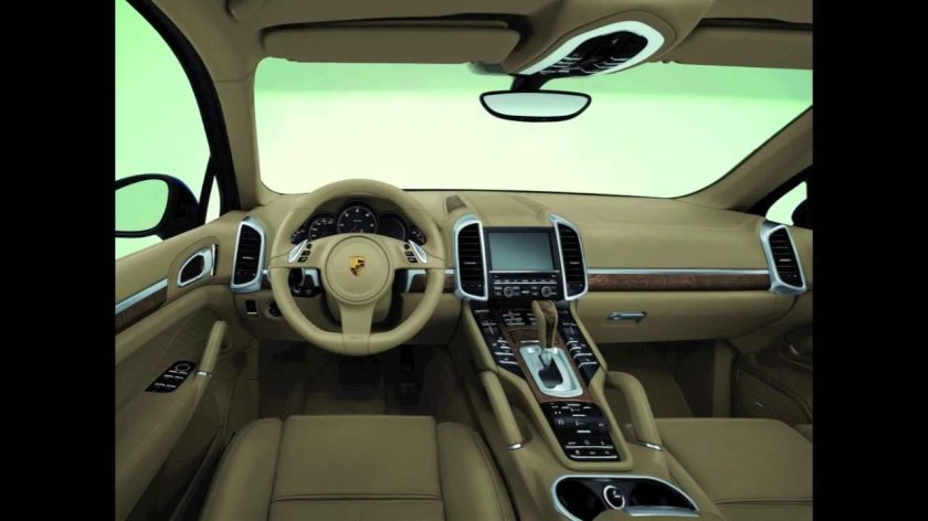 Порше Кайен 2010 салон