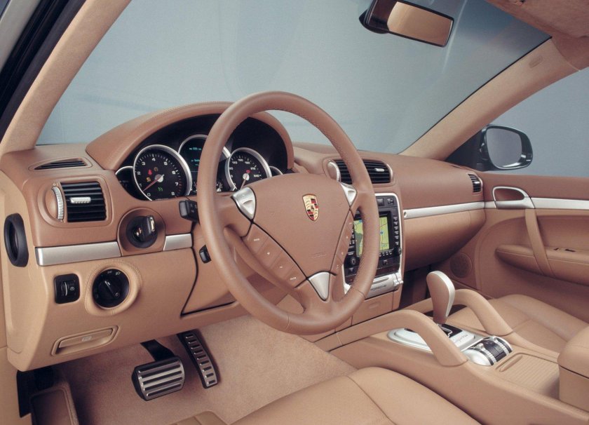 Porsche Cayenne 955 Interior