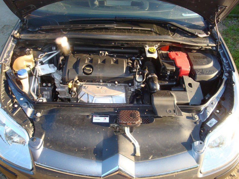 Ситроен с3 под капотом