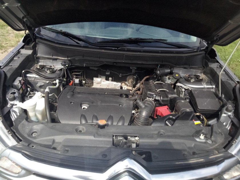 Замок капота Ситроен с4 седан 2013