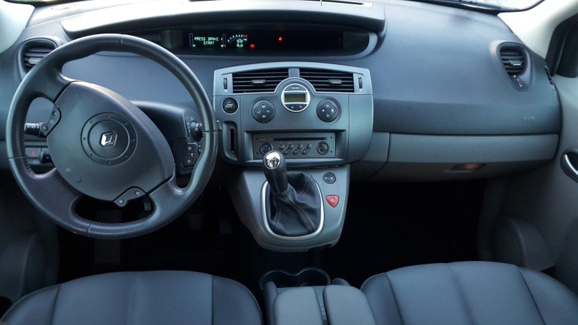 Рено Сценик 2 салон