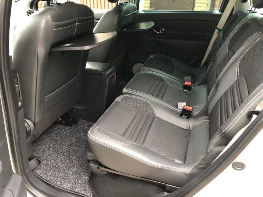 Renault Grand Scenic 3 салон