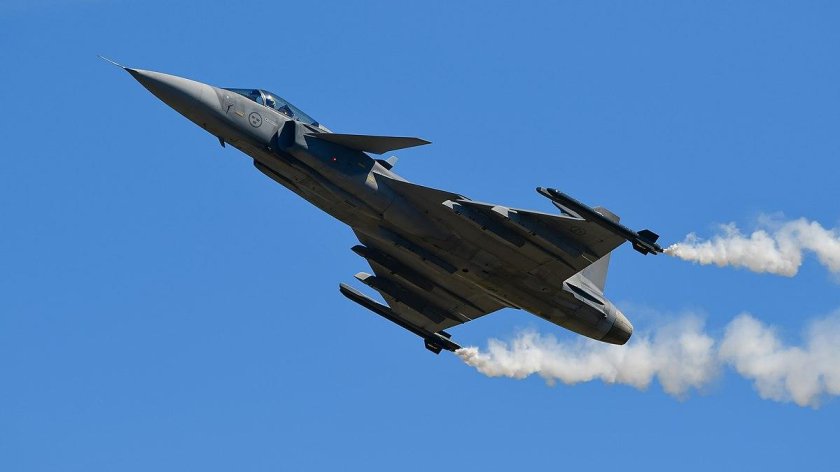 Самолет Грипен Швеция