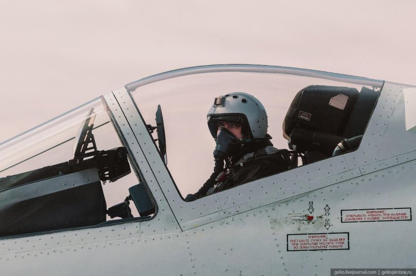 Су-57 кабина пилота