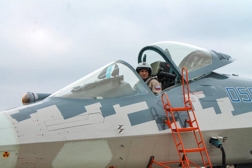 Су 57 кабина