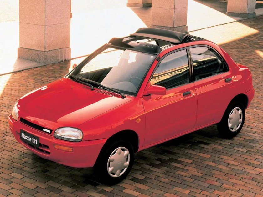 Mazda 121