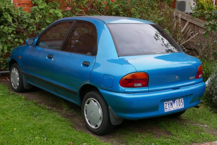Mazda 121