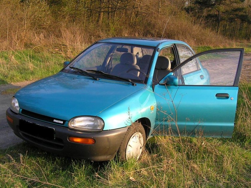 Mazda 121 1991