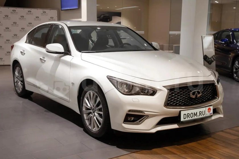 Инфинити новые седан 2018-20
