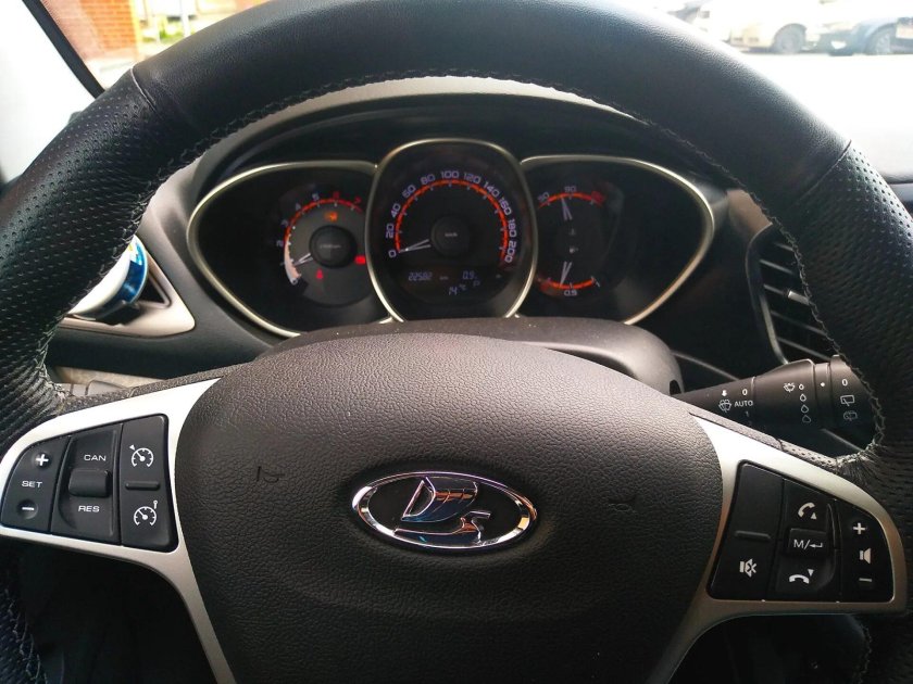 Паук Лада Веста