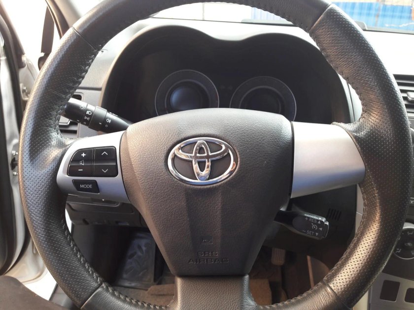 Руль Тойота Королла е150