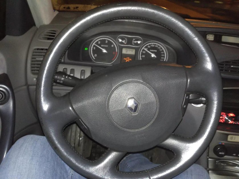 Руль Laguna 2