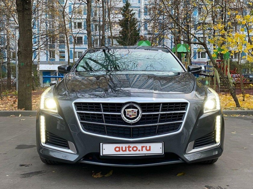 Cadillac CTS 3 передний бампер