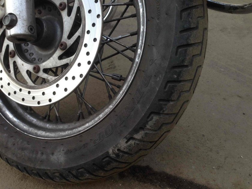 Переднее колесо Yamaha Drag Star 400