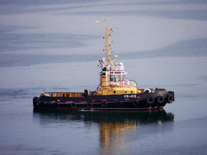 РБ 412 буксир