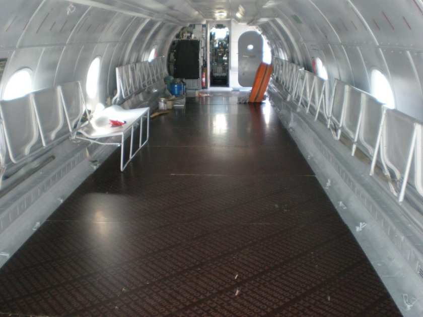 АН-32 кабина